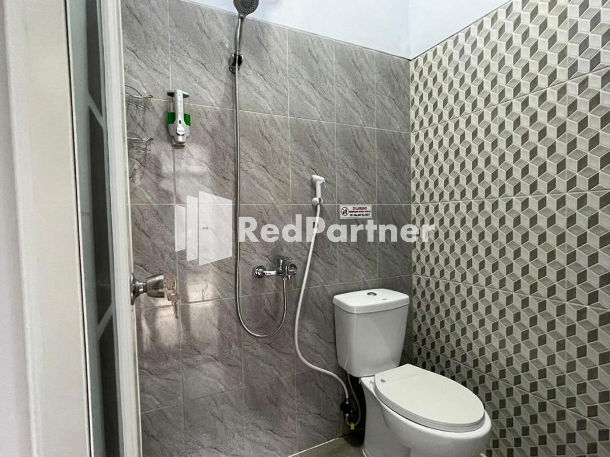 Hotel N3 Syariah Near Stasiun Tegal Mitra Reddoorz Exterior foto